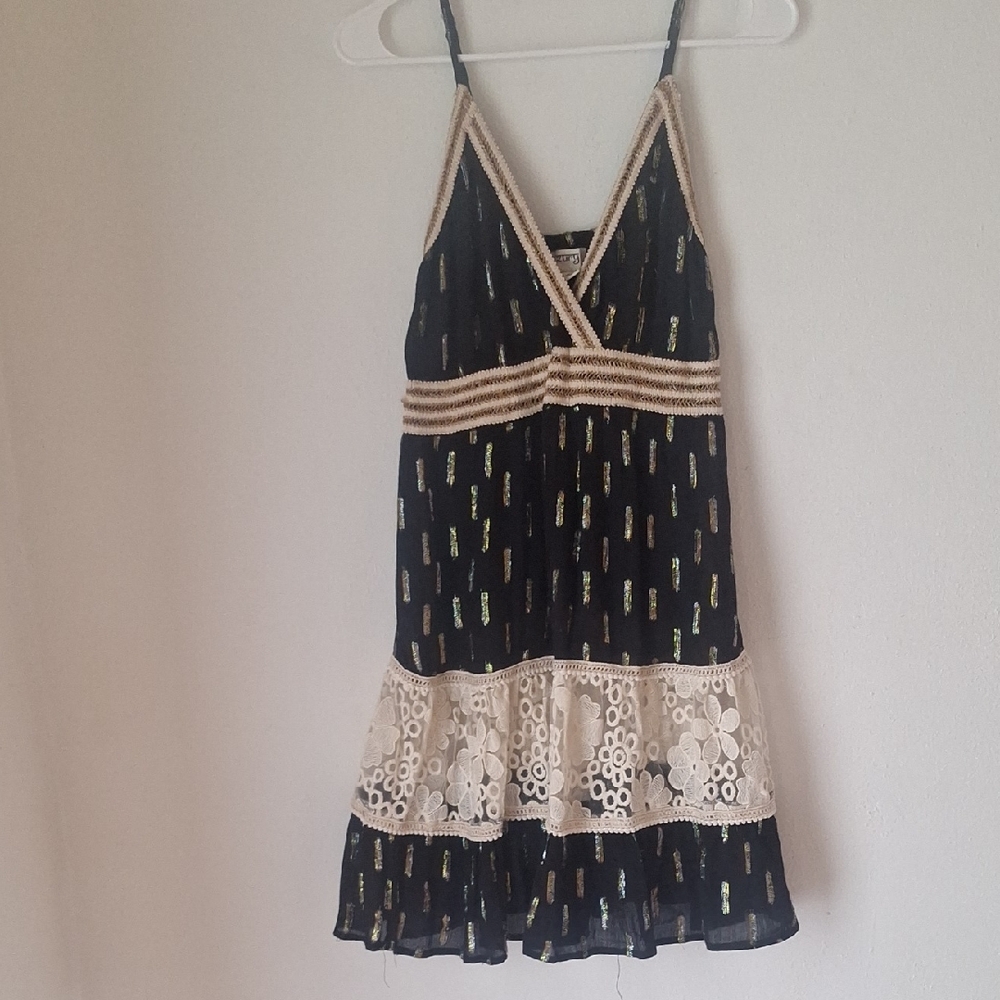 Elegant Black and Gold Mini Dress